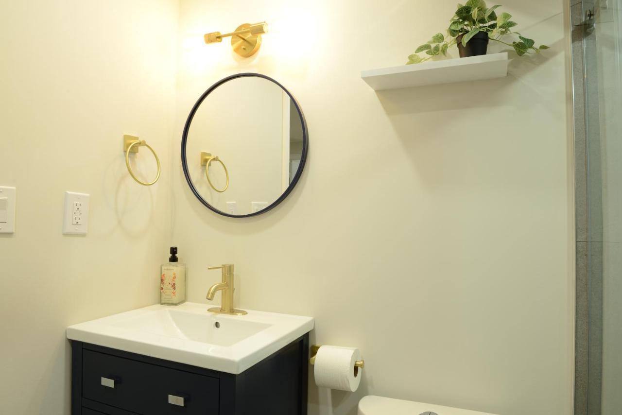 Spacious 2-Bed-Room Near Yonge & Major Mackenzie ريتشموند هيل المظهر الخارجي الصورة