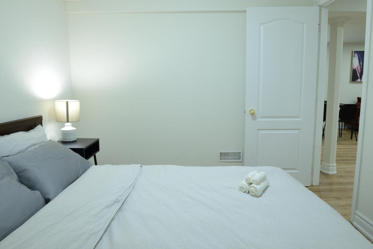 Spacious 2-Bed-Room Near Yonge & Major Mackenzie ريتشموند هيل المظهر الخارجي الصورة
