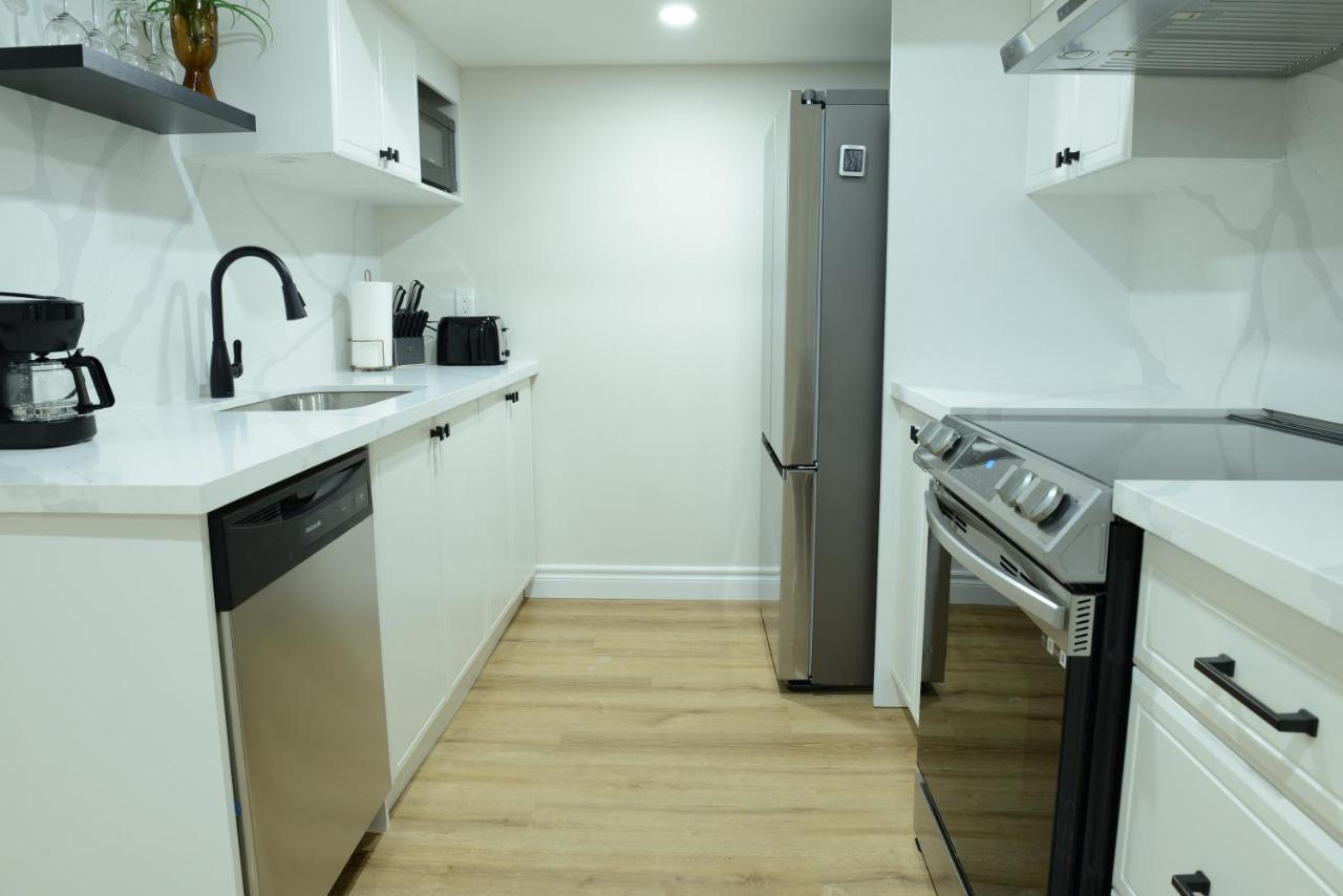 Spacious 2-Bed-Room Near Yonge & Major Mackenzie ريتشموند هيل المظهر الخارجي الصورة
